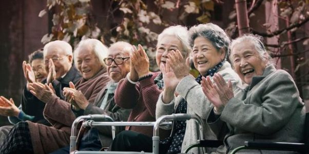 老龄化风口：普通人做老年人生意，优先选这3个
